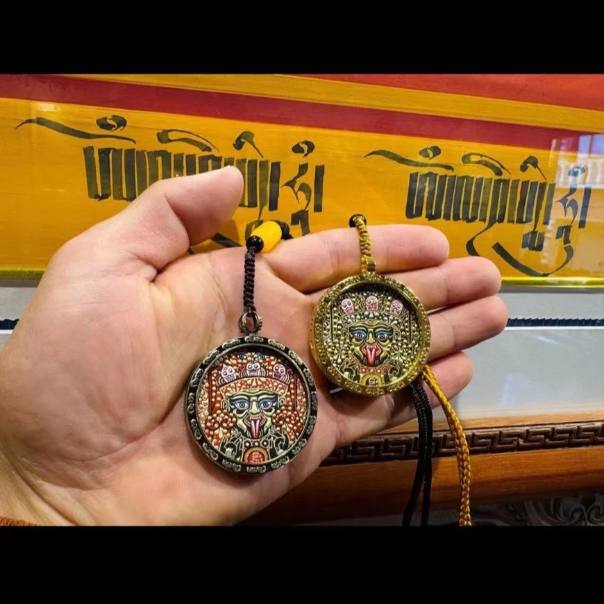 扎基拉姆的寓意和象徵扎基拉姆是藏傳佛教中一位重要的女神，常被稱為 “吉祥天母"或"藏地女財神”